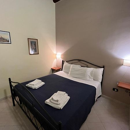 Case Cosi Apartments - Napoli Bagian luar foto